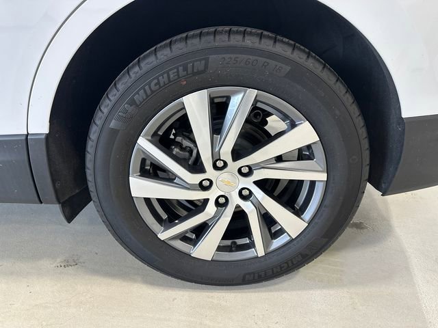 Used 2023 Chevrolet Equinox Premier AWD/4WD image 14