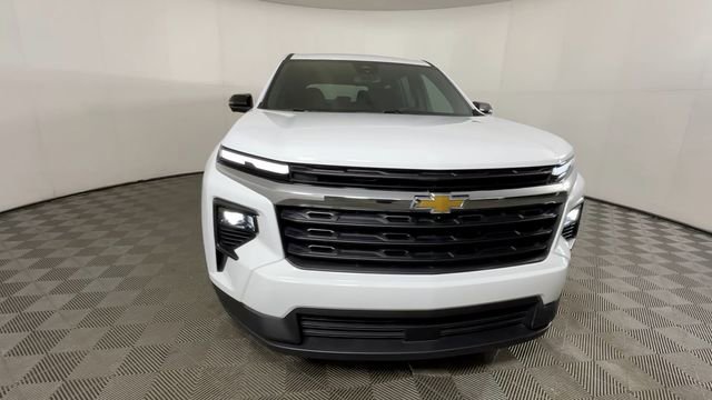 Used 2024 Chevrolet Traverse LS FWD image 10