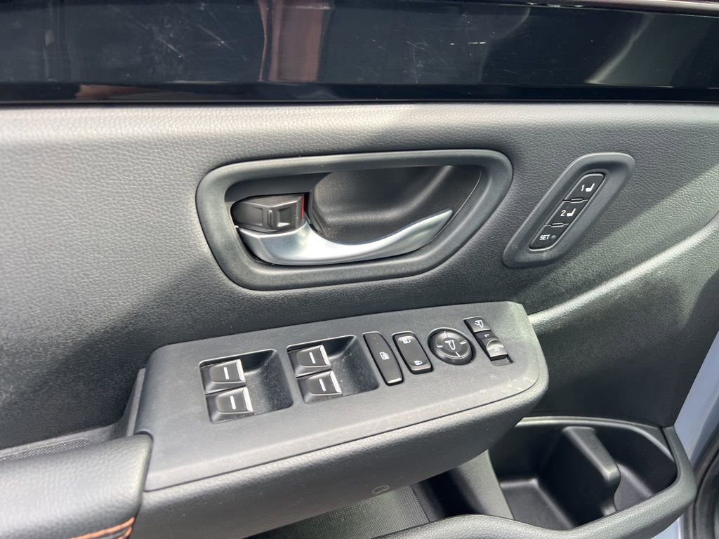 Used 2023 Honda Pilot TrailSport image 22