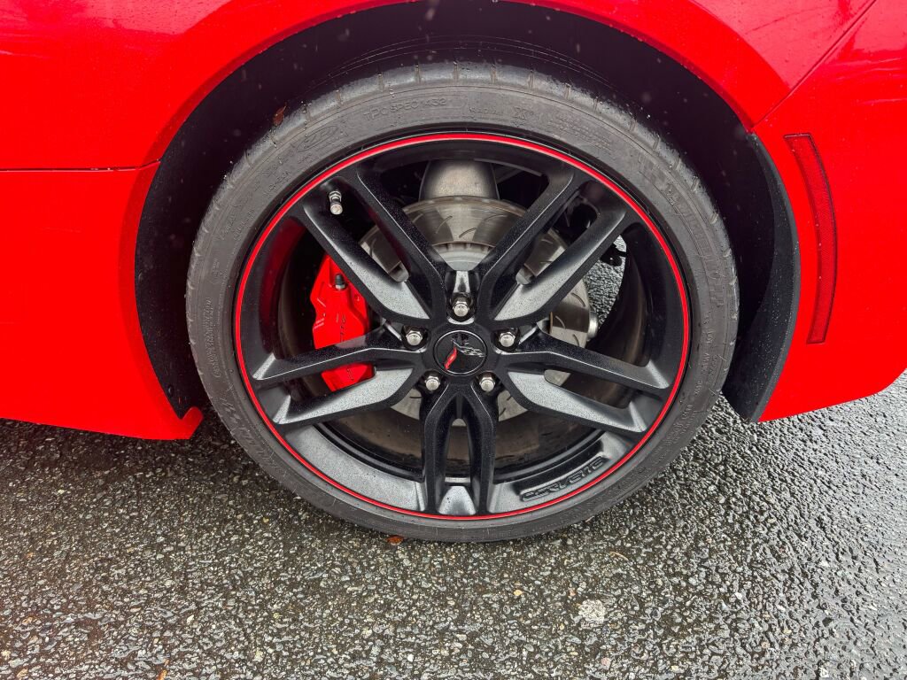 Used 2017 Chevrolet Corvette Stingray Coupe w/ Z51 3LT image 9