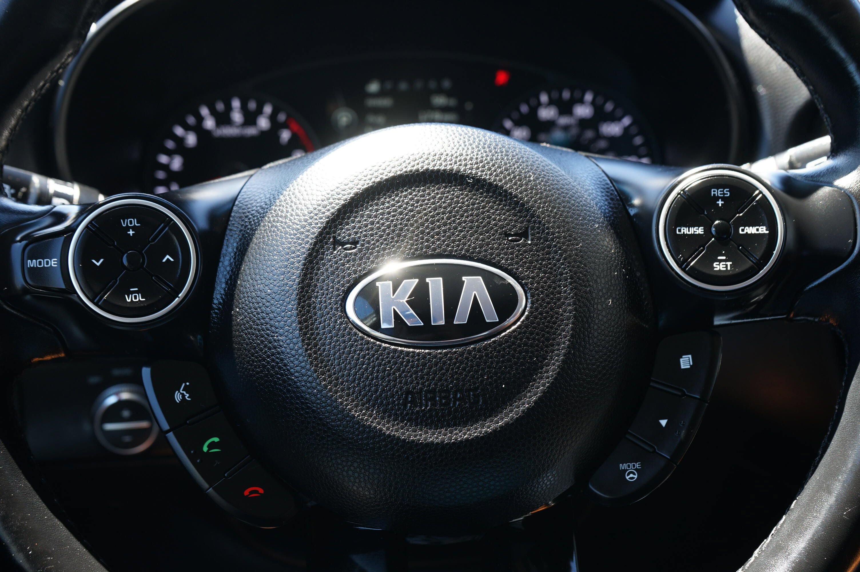 Used 2016 Kia Soul ! w/ Premium Package FWD image 22