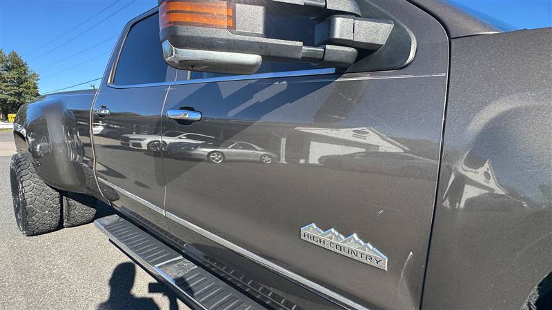 Used 2015 Chevrolet Silverado 3500 High Country w/ Duramax Plus Package AWD/4WD image 24