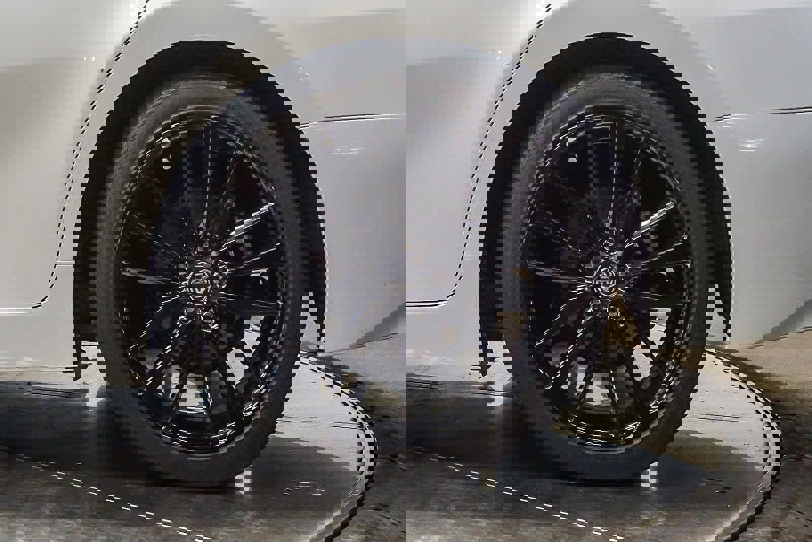 Used 2021 Toyota Camry XSE image 10