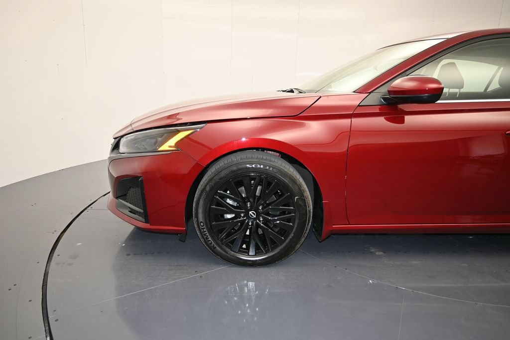 New 2026 Nissan Altima 2.5 SV w/ SV Special Edition Package FWD image 9