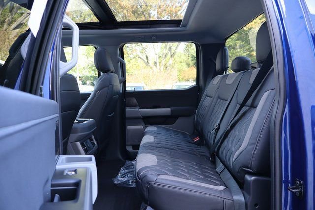 New 2026 Ford F250 XLT w/ XLT Premium Package image 11