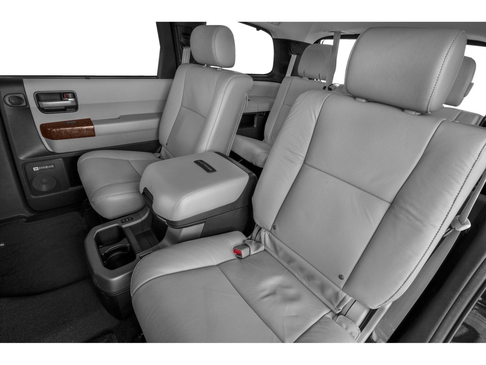 Used 2019 Toyota Sequoia Platinum w/ Carpet Mat Package (TMS) AWD/4WD image 8