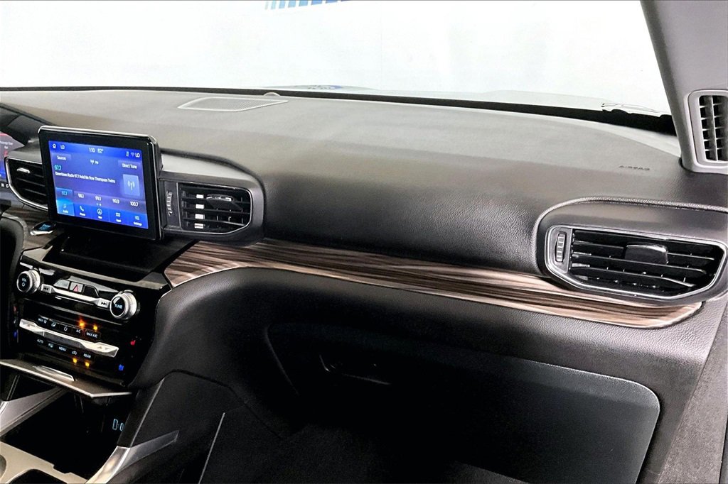 Certified 2024 Ford Explorer Limited image 12