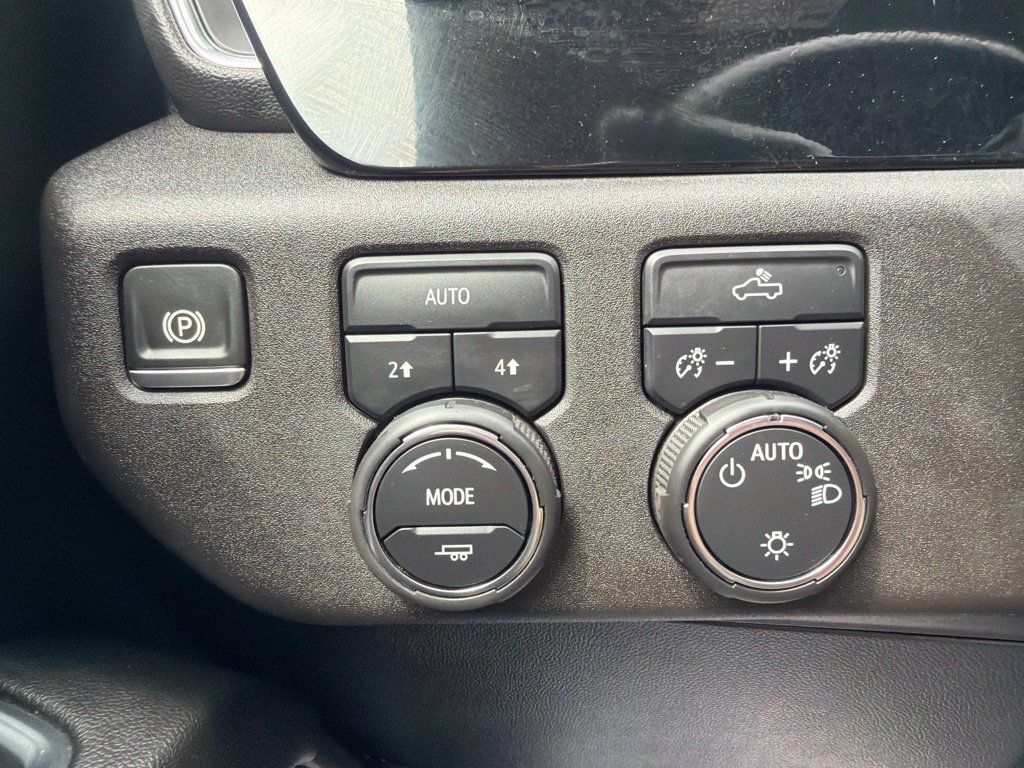 Certified 2024 Chevrolet Silverado 1500 LT AWD/4WD image 22