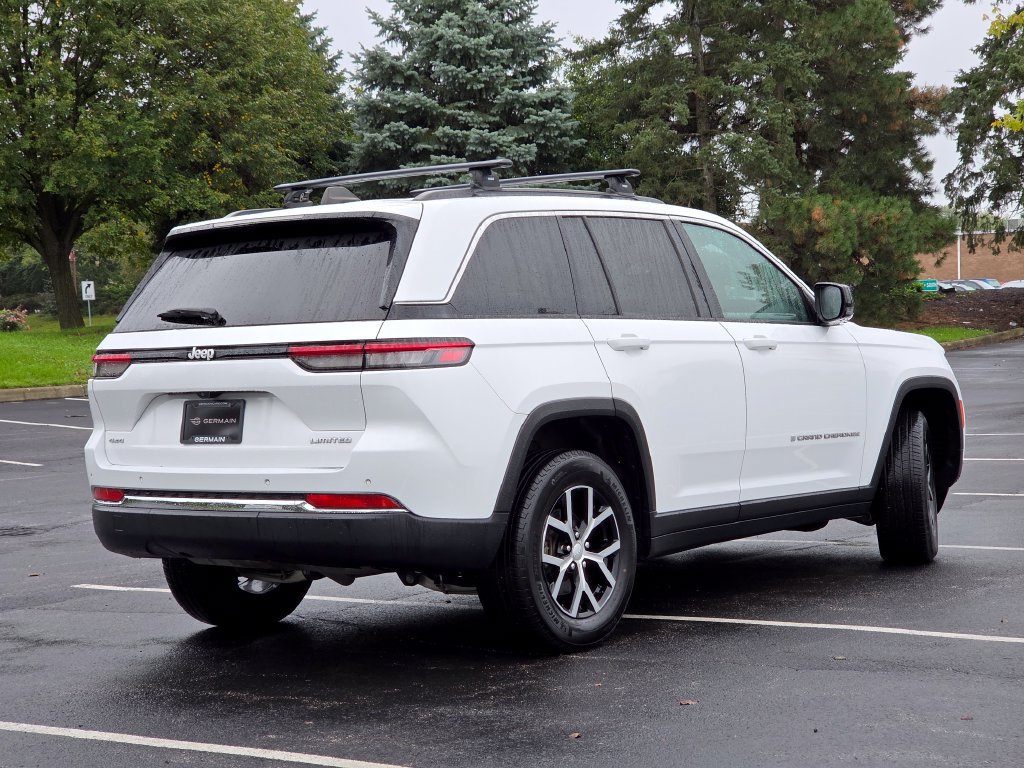 Used 2024 Jeep Grand Cherokee Limited AWD/4WD image 27
