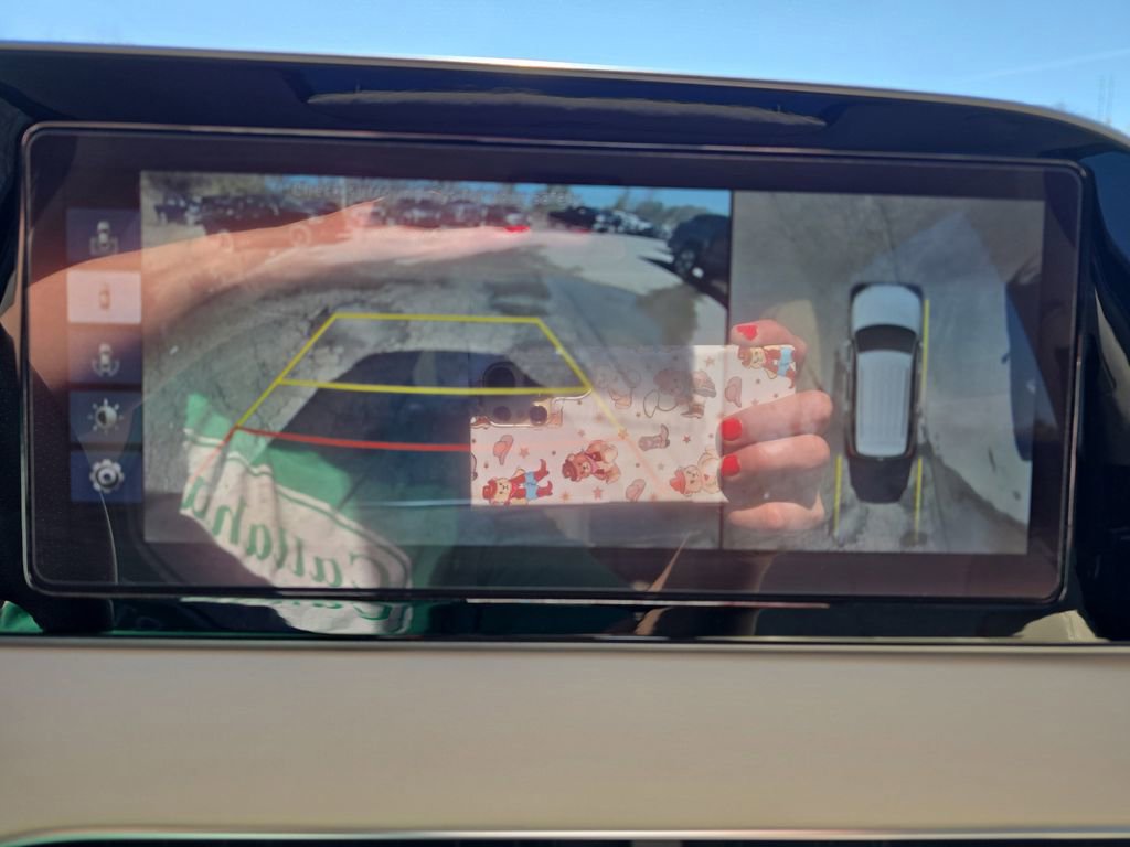 Used 2021 Hyundai Palisade Calligraphy image 21