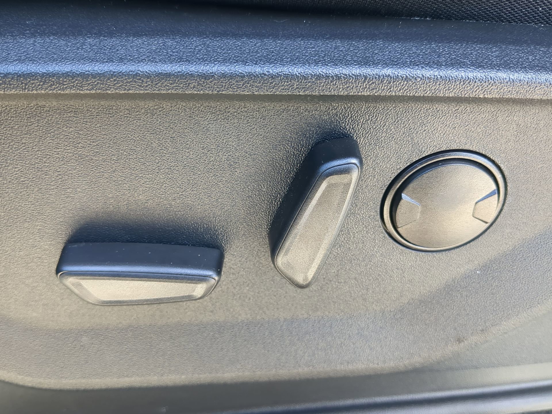 New 2026 Ford F150 XLT w/ Equipment Group 302A MID image 52