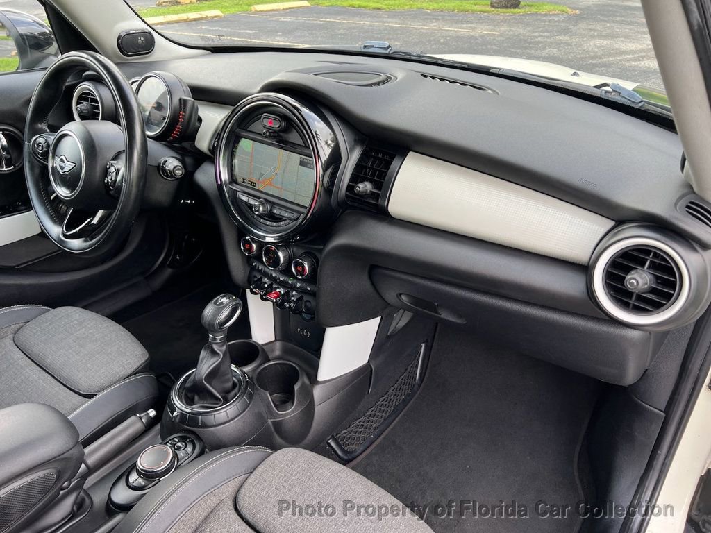 Used 2015 MINI Cooper S image 35