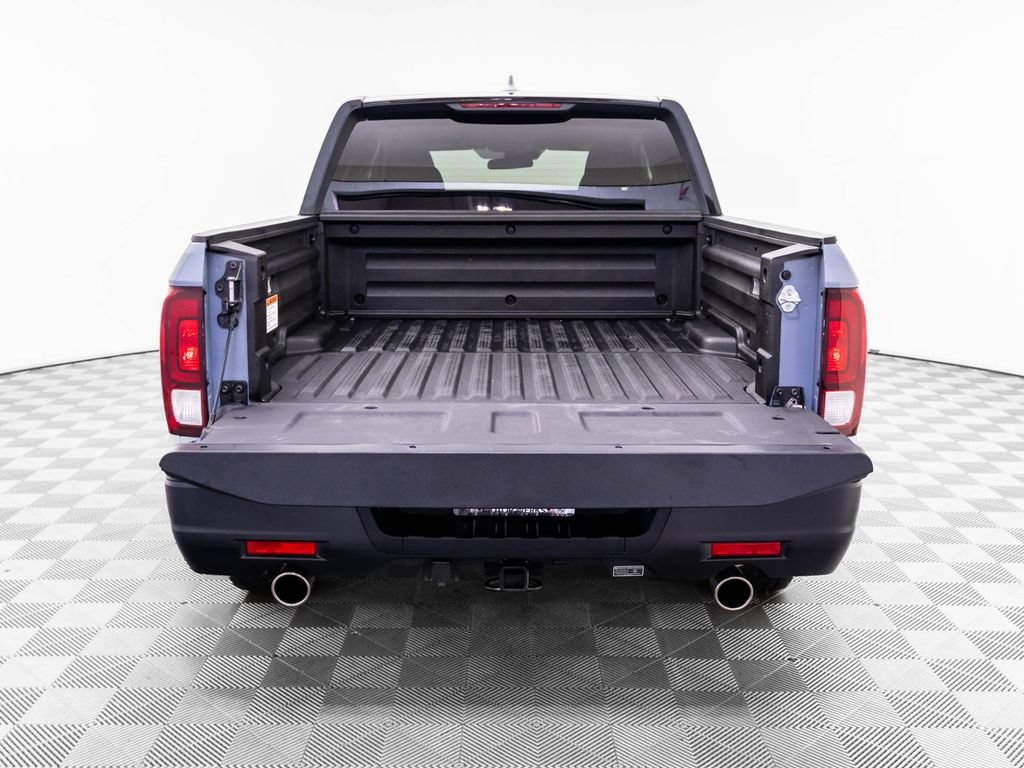 Used 2025 Honda Ridgeline Sport image 30
