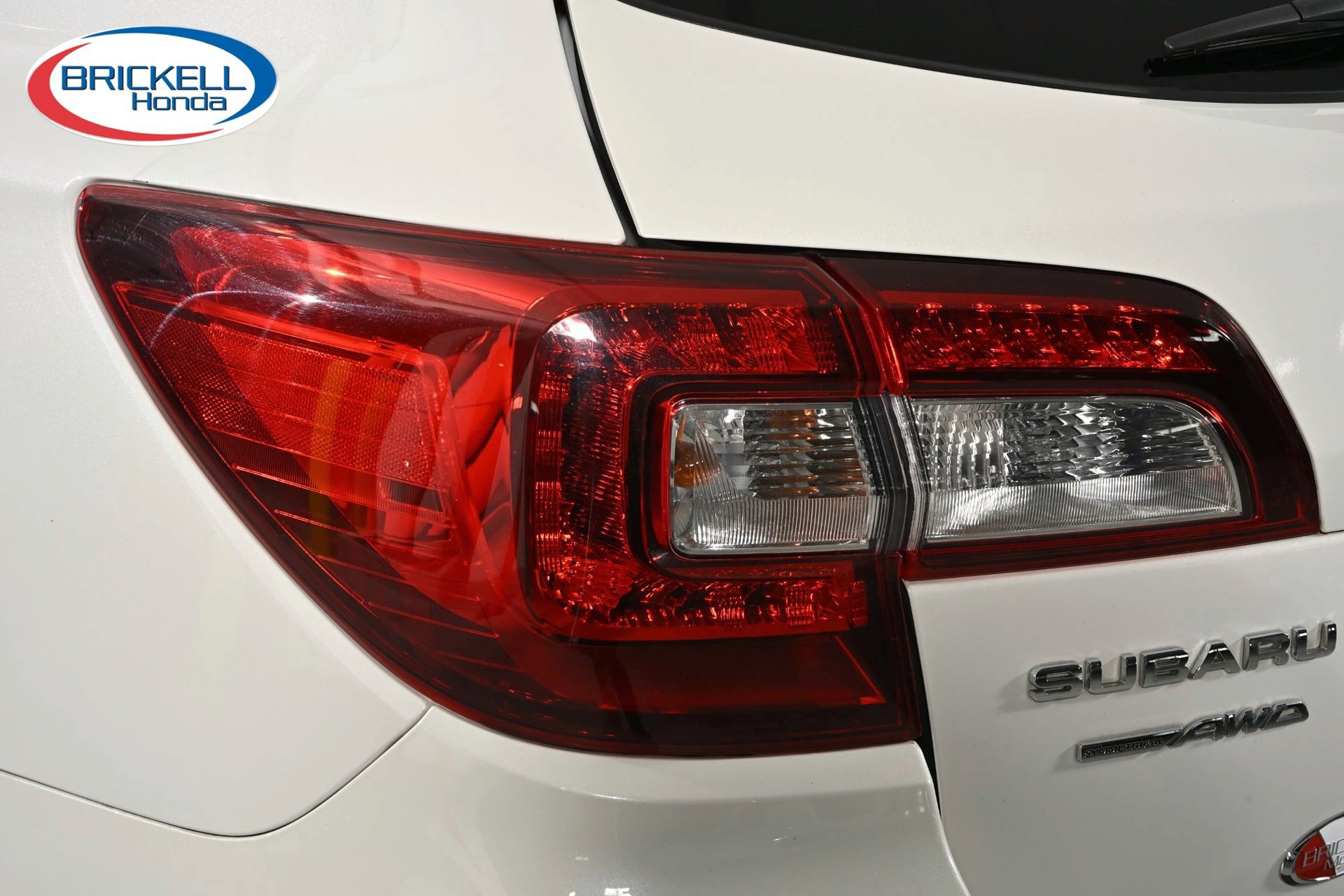 Used 2019 Subaru Outback 2.5i Limited AWD/4WD image 10