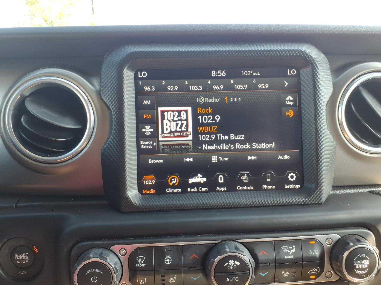 Used 2021 Jeep Gladiator Rubicon AWD/4WD image 18