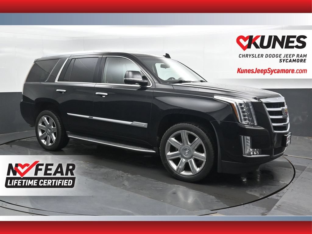 Used 2018 Cadillac Escalade Premium Luxury AWD/4WD image 1