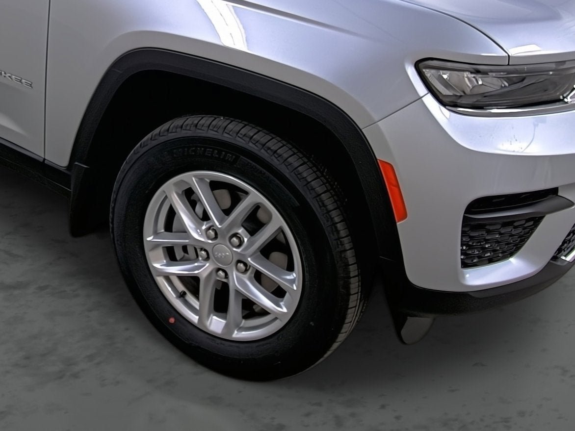 New 2026 Jeep Grand Cherokee Laredo X AWD/4WD image 14