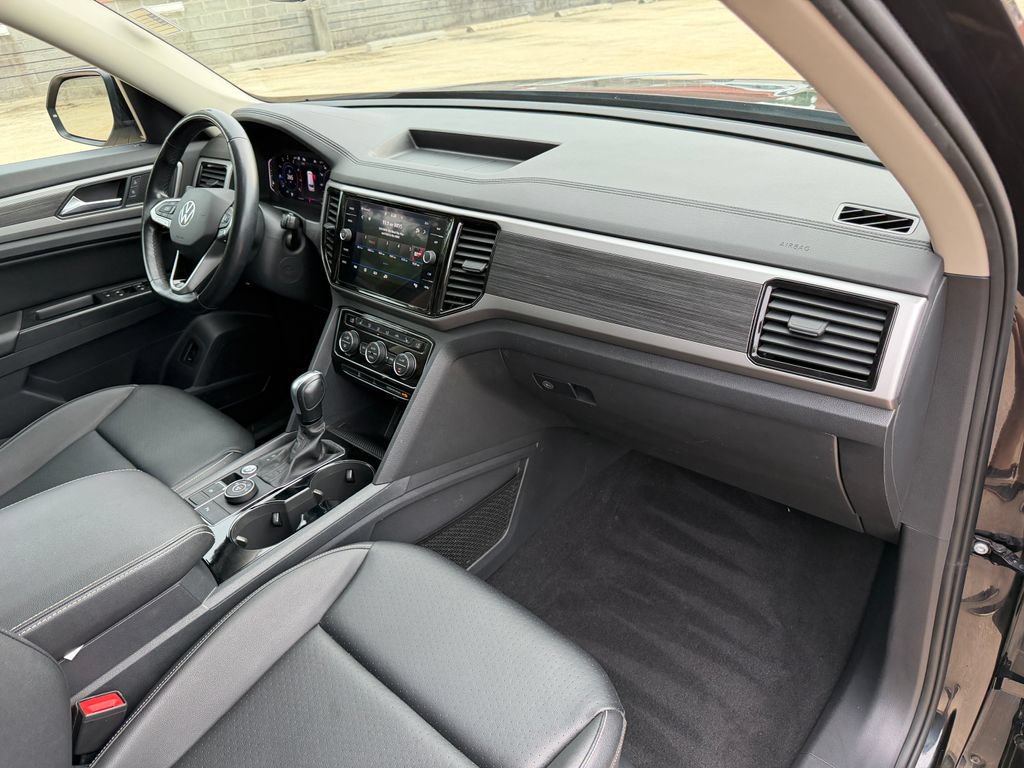 Used 2021 Volkswagen Atlas SEL AWD/4WD image 21