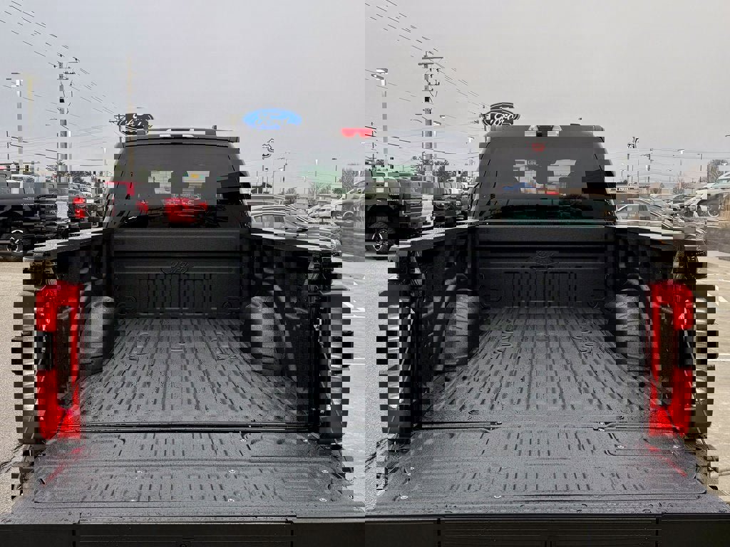 New 2026 Ford F250 Lariat w/ Black Appearance Package image 13