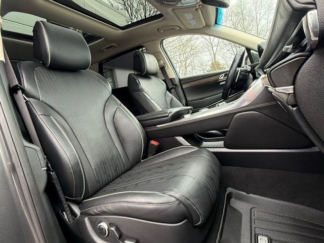 Used 2024 Genesis GV80 3.5T w/ Advanced Package image 19