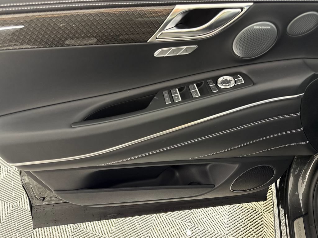 New 2026 Genesis GV80 3.5T e-SC AWD/4WD image 13