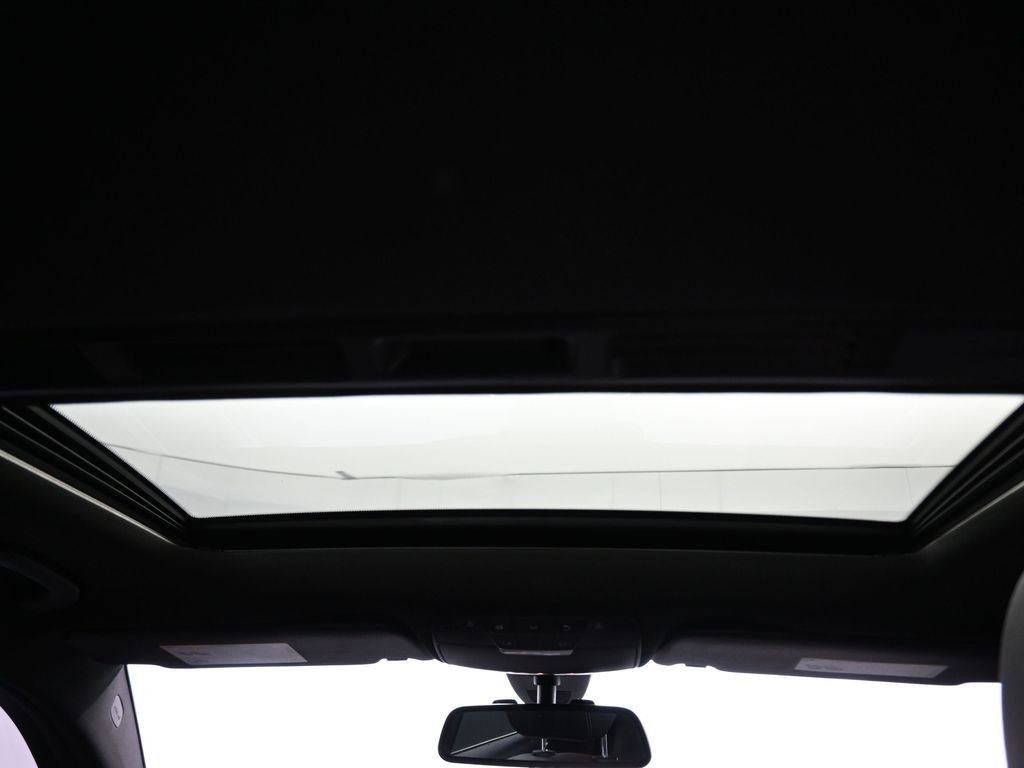 Used 2018 Mercedes-Benz GLC 300 4MATIC Coupe image 50