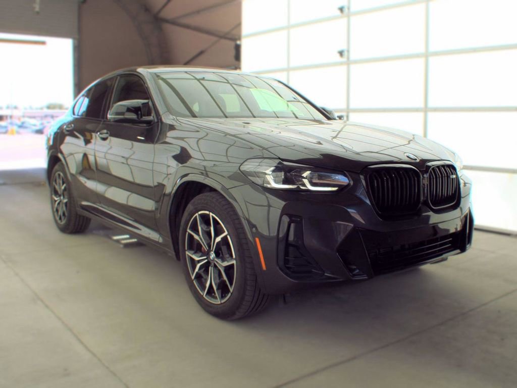 Used 2025 BMW X4 M40i AWD/4WD image 9