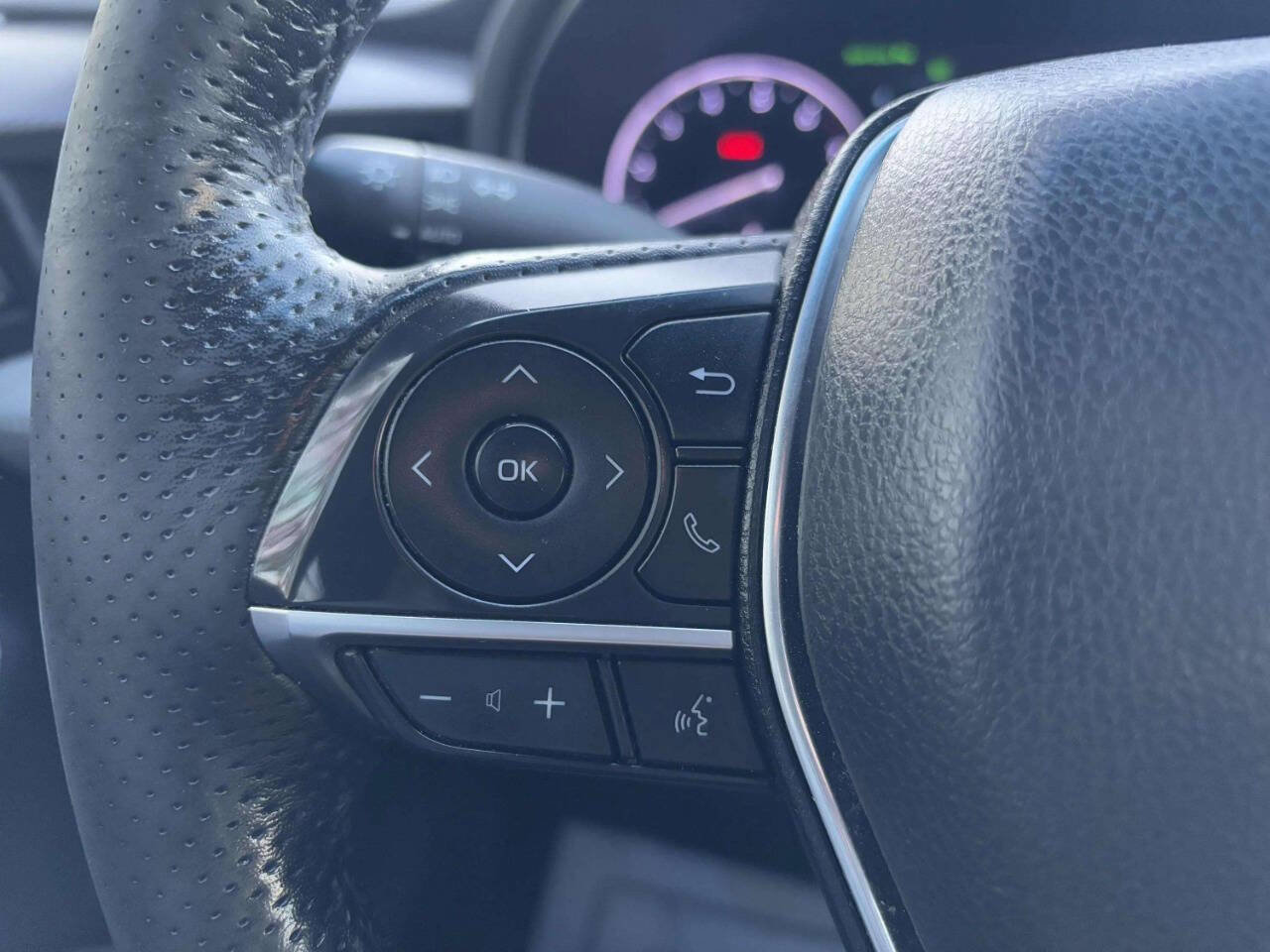 Used 2019 Toyota Avalon Touring w/ Advanced Safety Package image 37