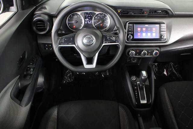 Certified 2020 Nissan Kicks S FWD image 8