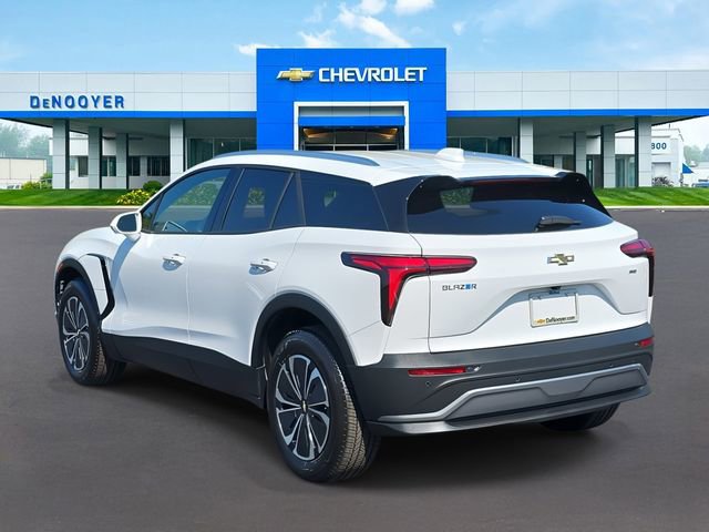 New 2025 Chevrolet Blazer EV LT image 8
