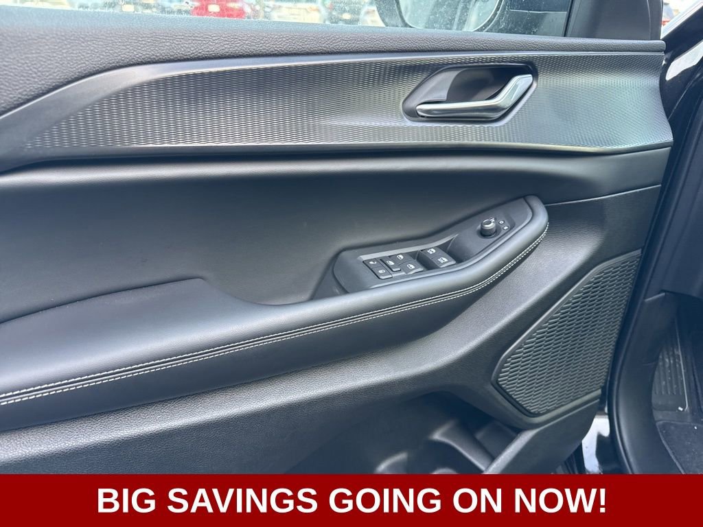 New 2025 Jeep Grand Cherokee Laredo X image 18