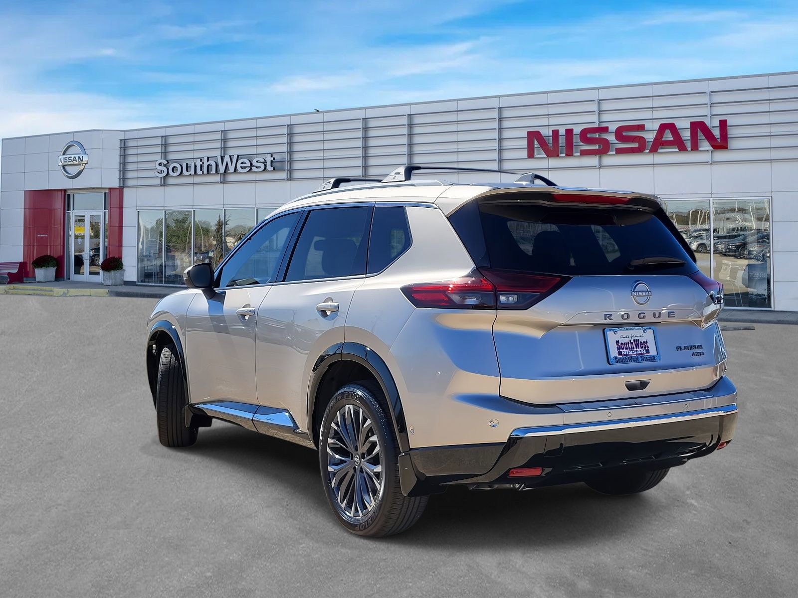 New 2026 Nissan Rogue Platinum image 8