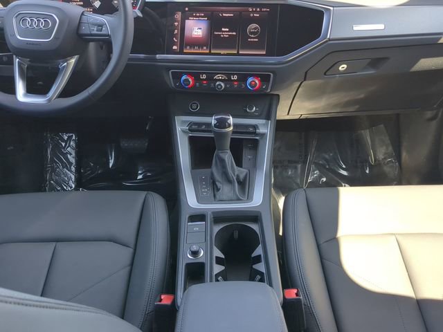 Used 2023 Audi Q3 2.0T Premium w/ Convenience Package image 15