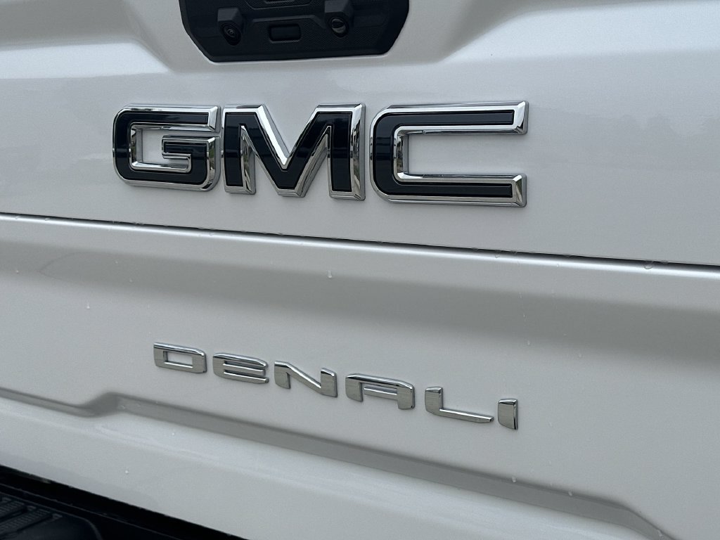 Certified 2024 GMC Sierra 2500 Denali Ultimate AWD/4WD image 32