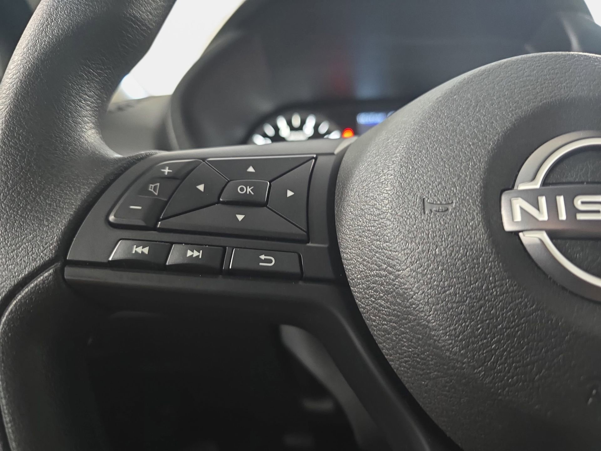 Certified 2025 Nissan Sentra S image 16