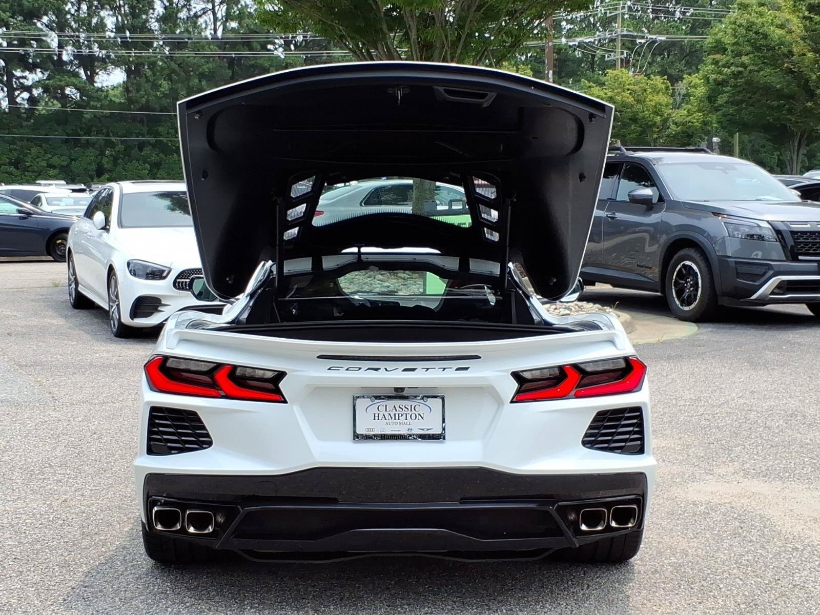 Used 2022 Chevrolet Corvette Stingray Preferred Cpe w/ Battery Protection Package RWD image 31