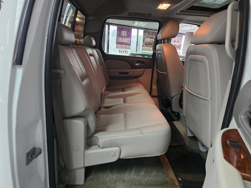 Used 2011 Chevrolet Silverado 1500 LTZ w/ Max Trailering Pack AWD/4WD image 16
