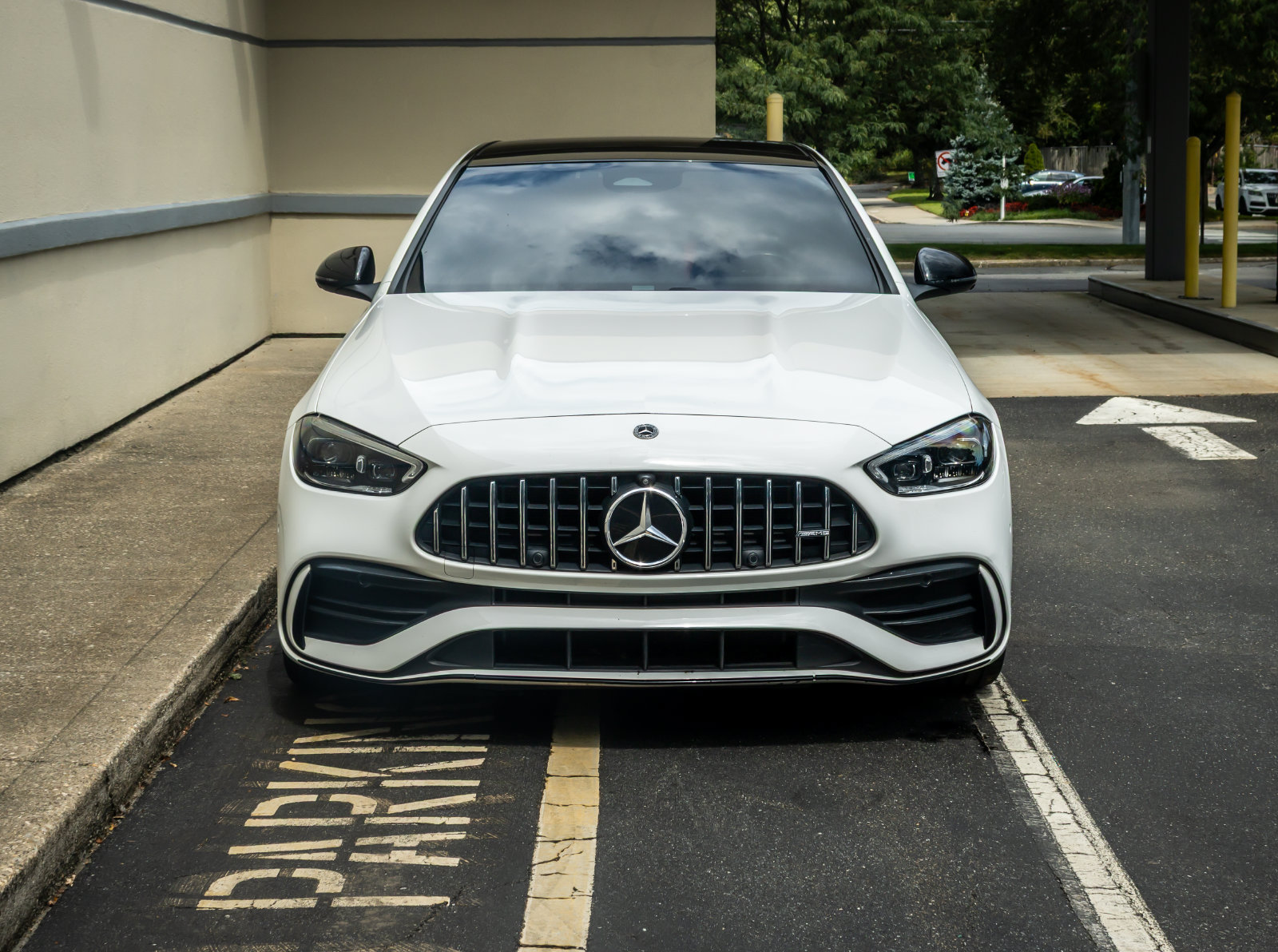 Used 2023 Mercedes-Benz C 43 AMG 4MATIC Sedan image 2