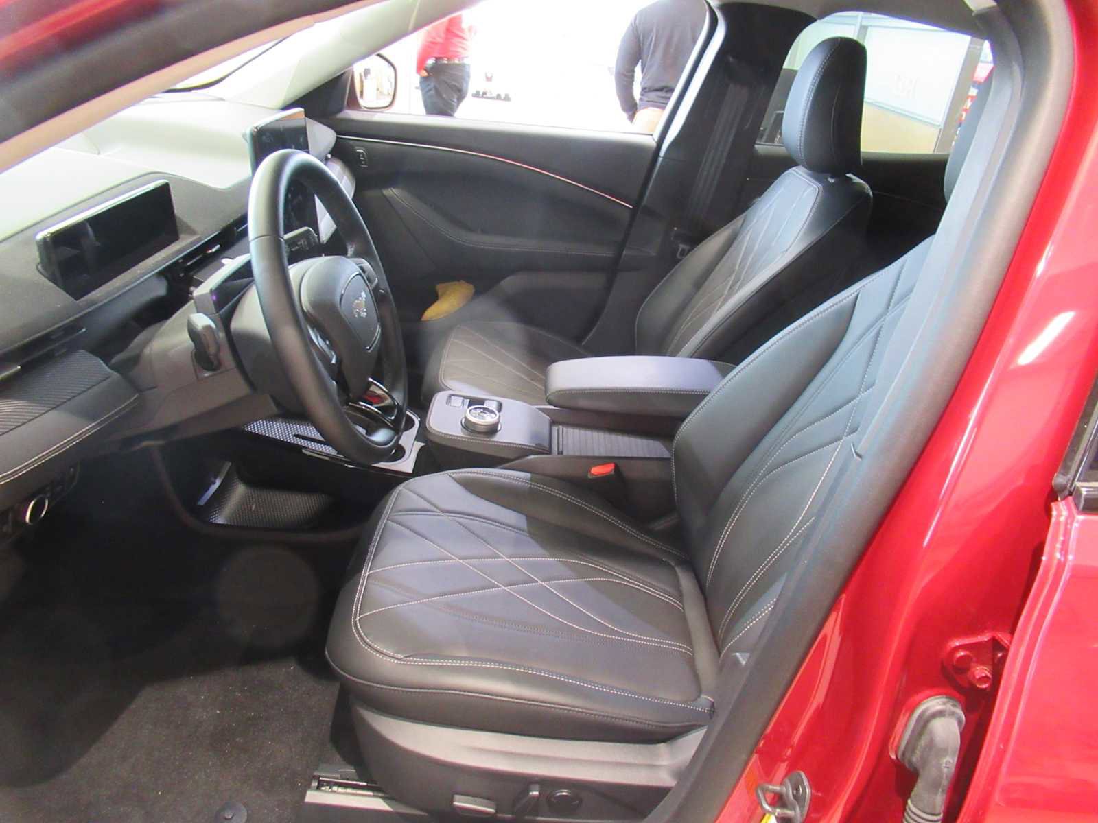 Used 2024 Ford Mustang Mach-E Select w/ Comfort Package Lite image 14