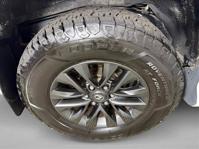 Used 2020 Lexus GX 460 Premium w/ Premium Package AWD/4WD image 19