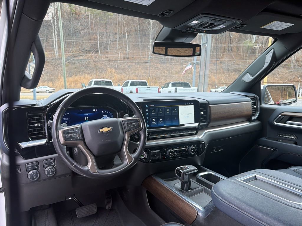 Used 2022 Chevrolet Silverado 1500 High Country w/ High Country Premium Package image 20