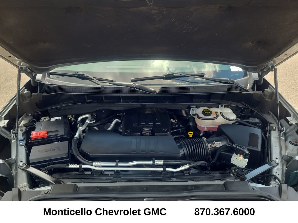 Used 2024 Chevrolet Silverado 1500 Custom RWD image 10