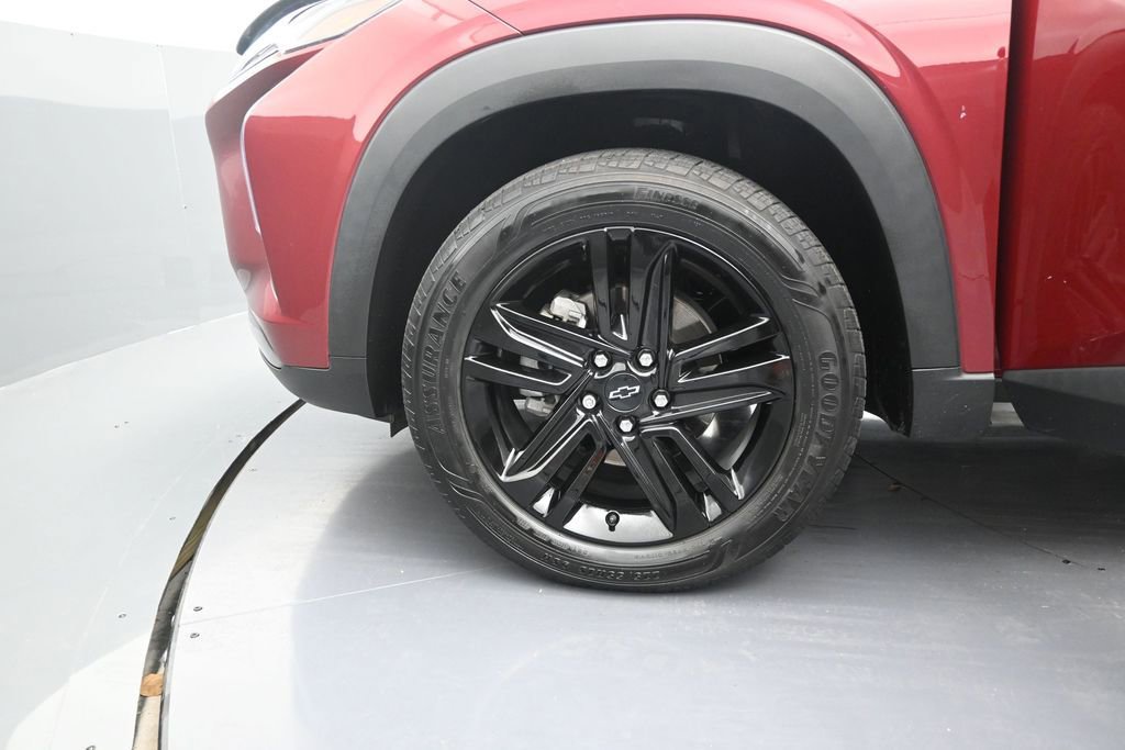 Used 2024 Chevrolet Trax ACTIV FWD image 13