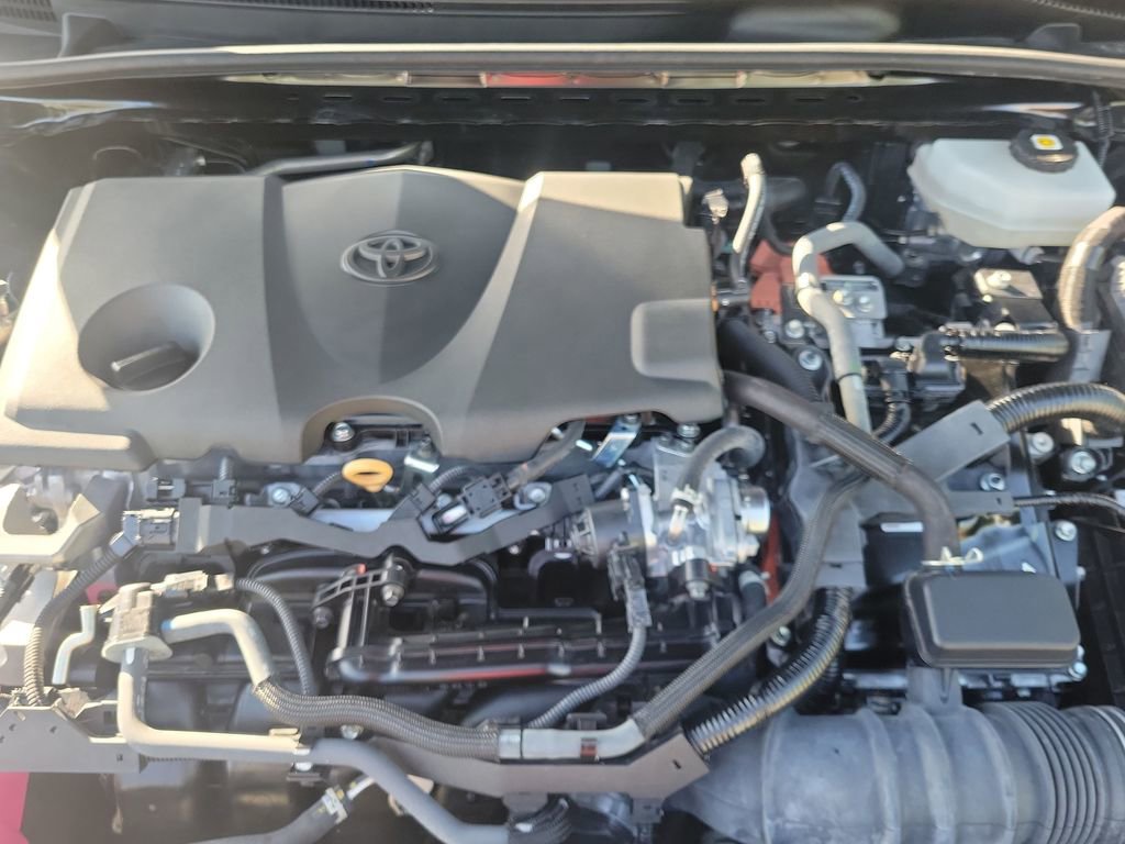 Used 2025 Toyota Camry LE FWD image 33