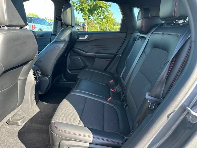 Used 2024 Ford Escape ST-Line w/ Tech Pack #1 AWD/4WD image 15