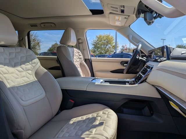 New 2026 Nissan Armada Platinum image 19