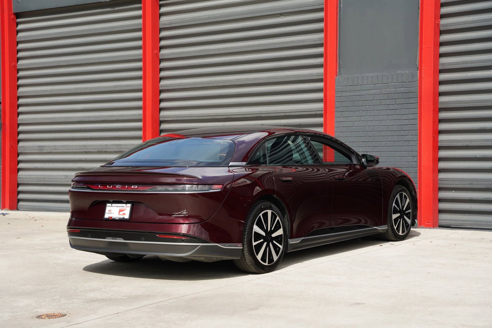 Used 2024 Lucid Air Touring image 11