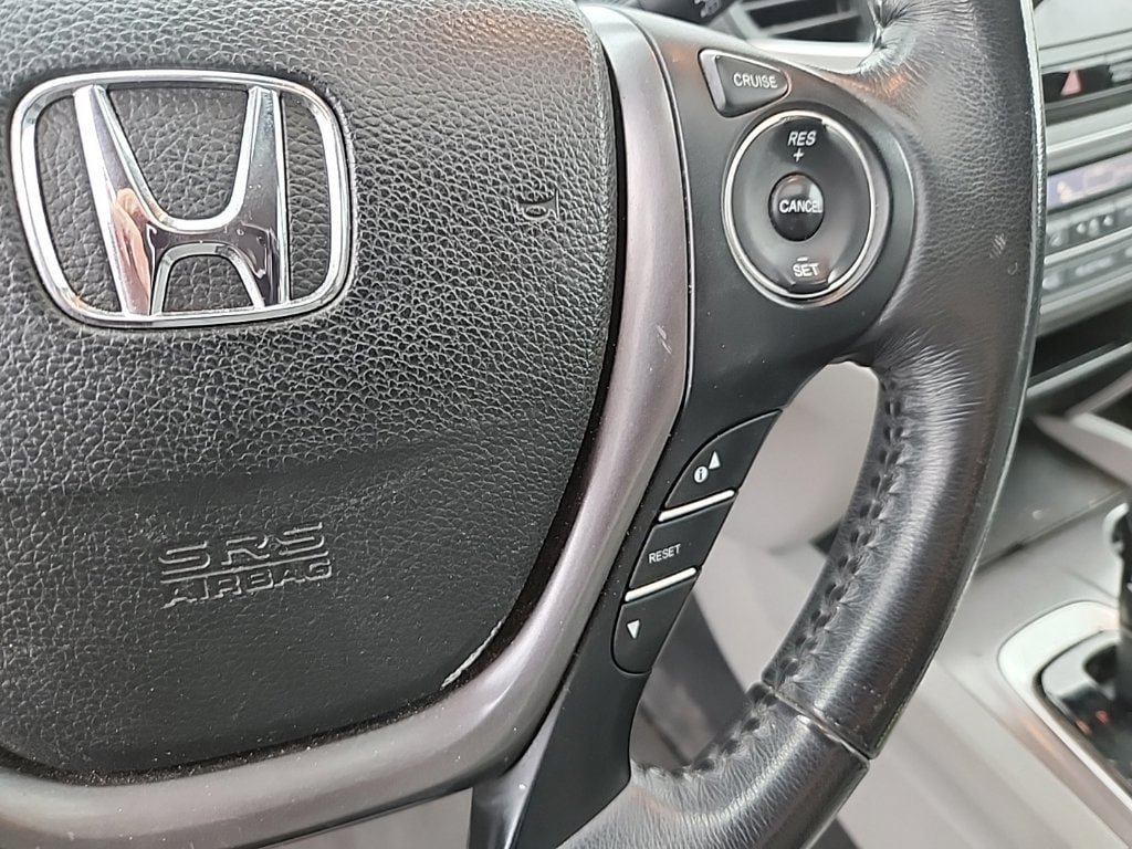 Used 2017 Honda Pilot EX-L image 11