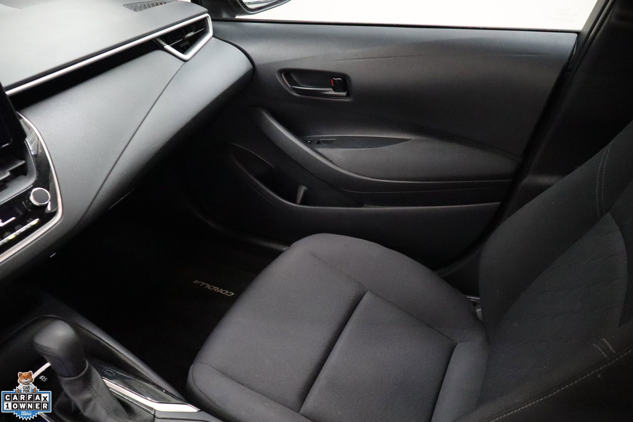 Used 2023 Toyota Corolla LE FWD image 25
