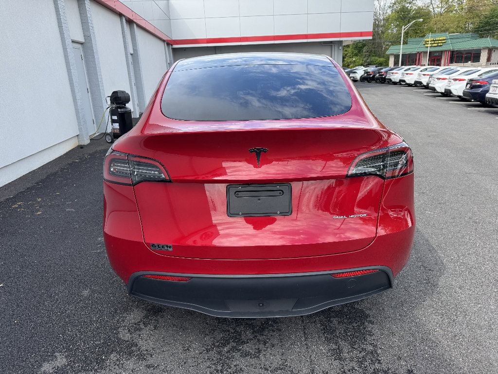 Used 2023 Tesla Model Y Long Range AWD/4WD image 6